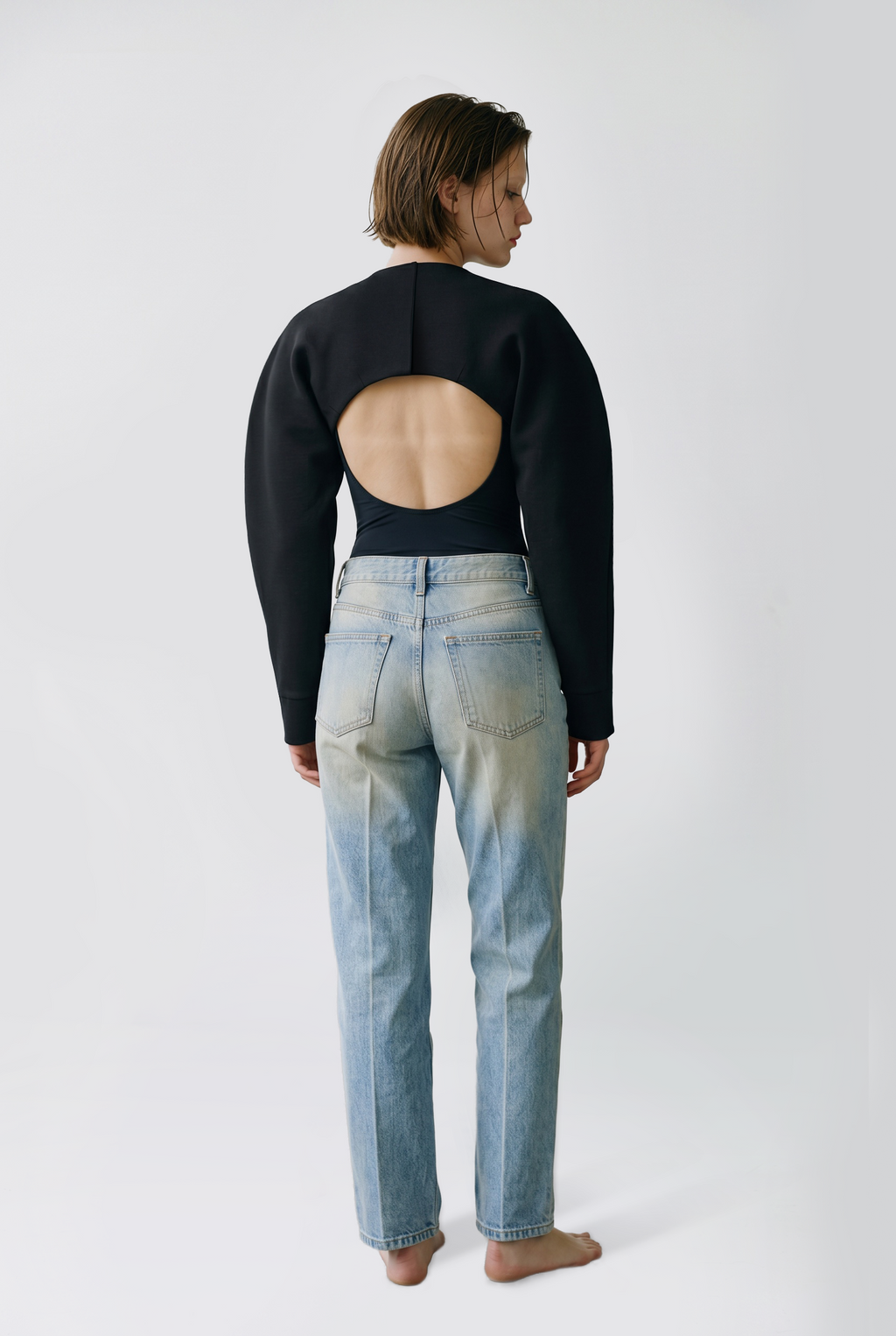 H A L O · O 1   ·  sun jacket